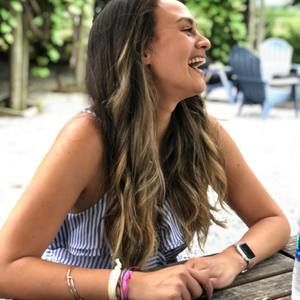 Meet your Posher, Eva